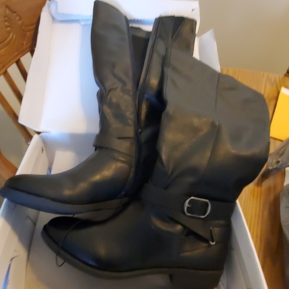 Style & Co. Shoes - NWT STYLE & COMPANY Black boots